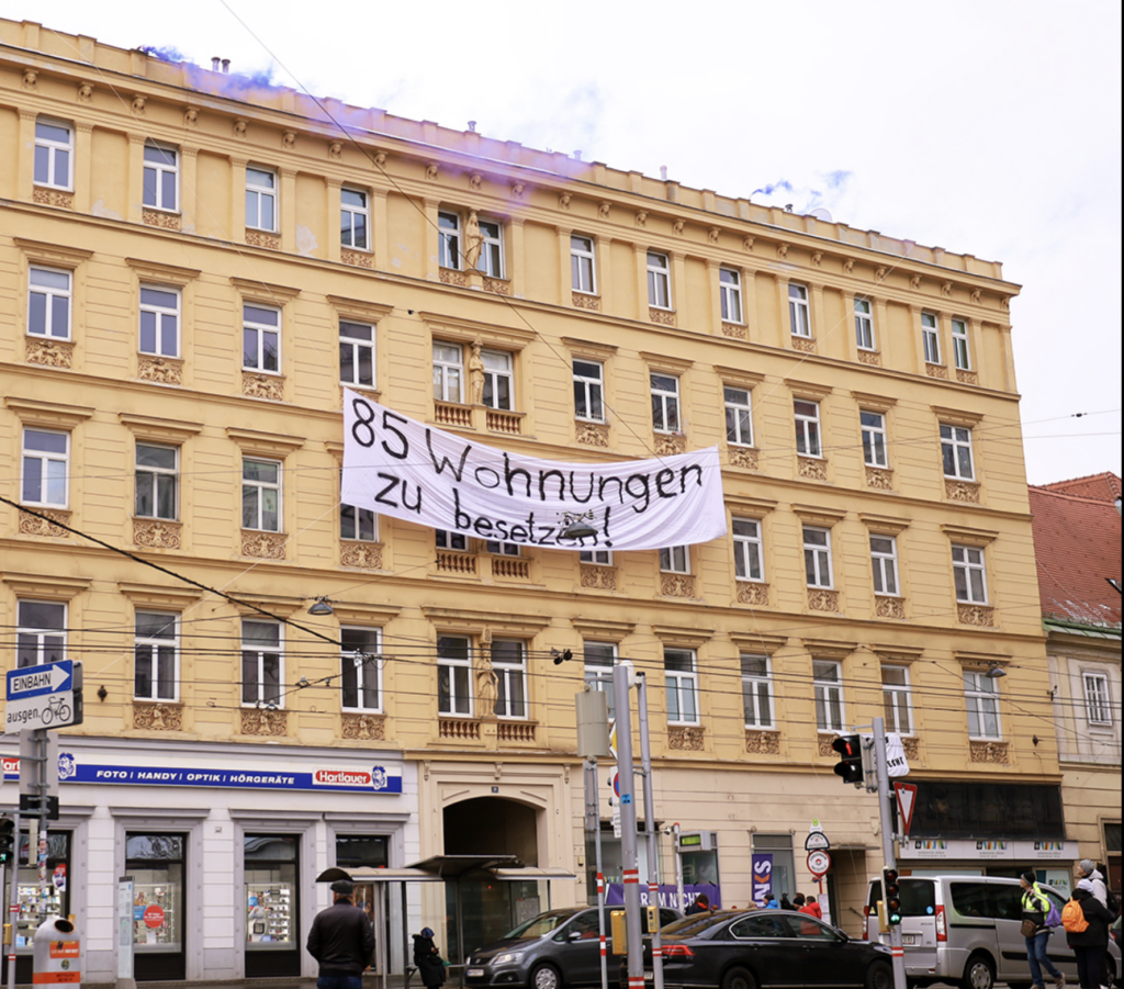 Proteste gegen die schlechte Behandlung von Mietern im ehemaligen Hotel National